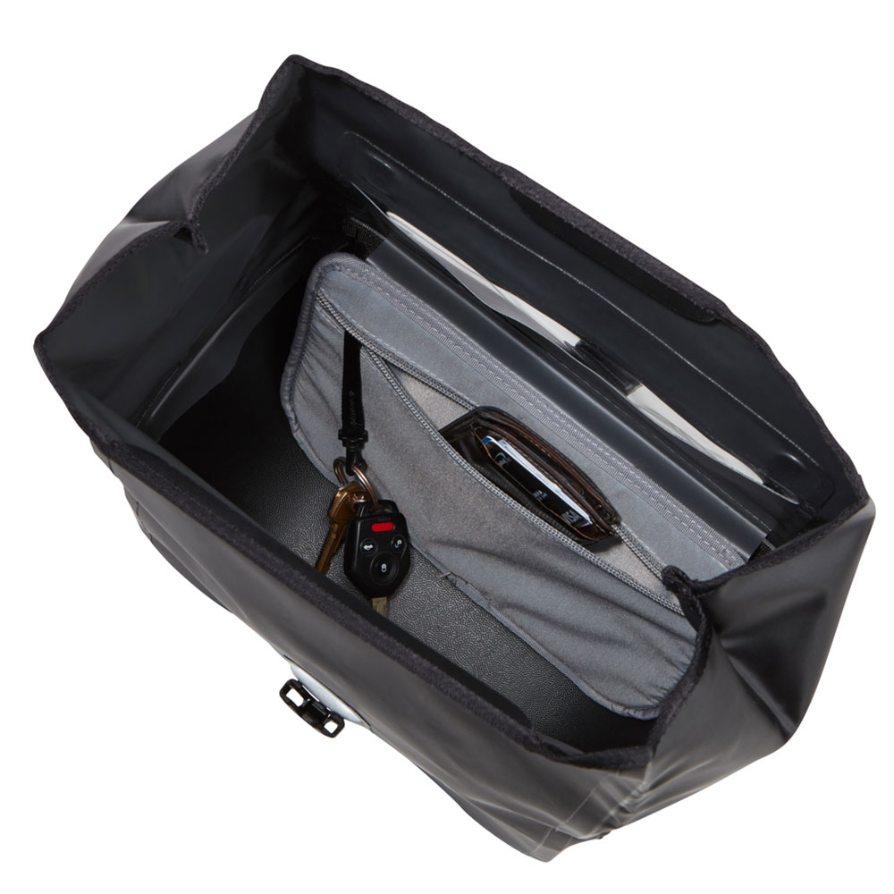 Thule Shield Handlebar Bag with Mount Black | Fun Sport Vision