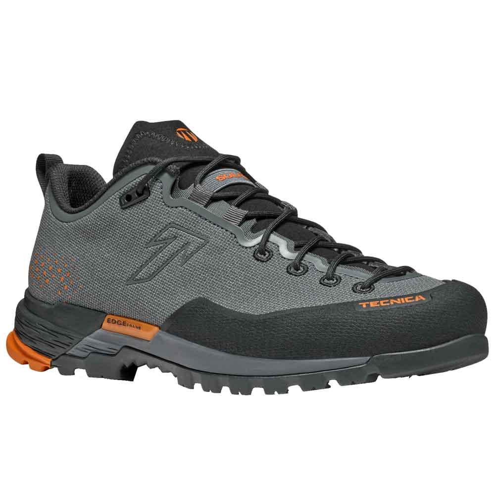 tecnica hiking shoes